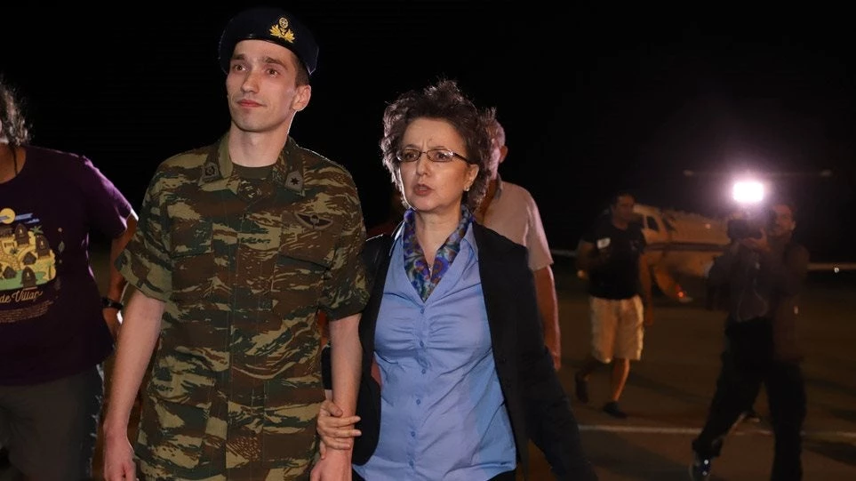 Η συγκλονιστική απαίτηση του Άγγελου Μητρετώδη από τη μητέρα του: «Μητέρα, δεν θέλω να παρακαλέσεις κανέναν»